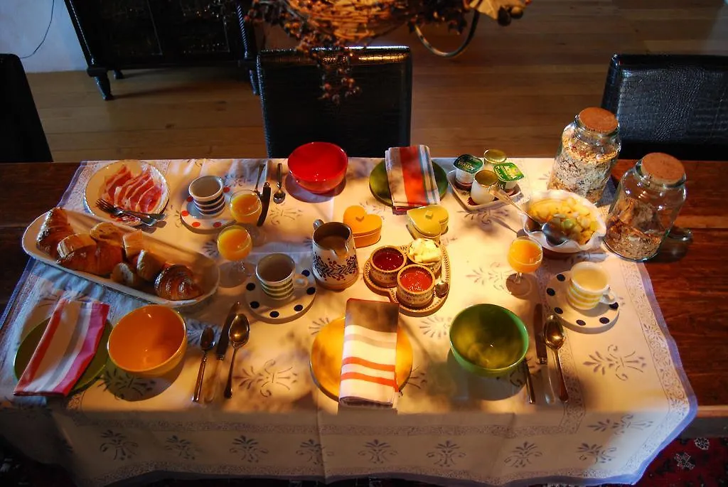 Mas De Garrigue Bed & Breakfast Calvignac